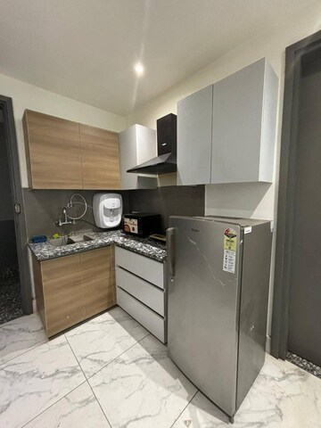 Kitchen in 1 BHK Builder Floor at DLF Star Mall, Sector 30 – for Rent
