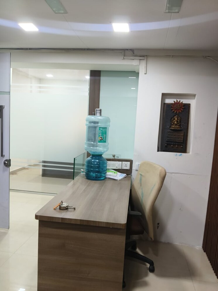 Team Area, aditya-heritage-malad Commercial Office Space 900 Sq.Ft. In Malad West Mumbai 8291650