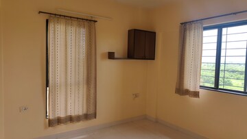 Room in 3 BHK Apartment at Harsh Vihar, Aundh – for Rent