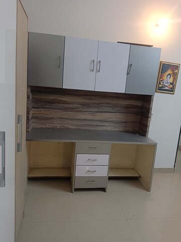 Furnished Amenities in 3.5 BHK Villa at RWA Apartments Sector 50, Sector 50 – for Rent