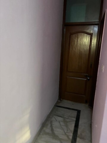 Bathroom in 2.5 BHK Villa at RWA Apartments Sector 70, Sector 70 – for Rent