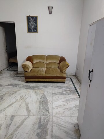 Bedroom in 1.5 BHK Villa at RWA Apartments Sector 41, Sector 41 – for Rent