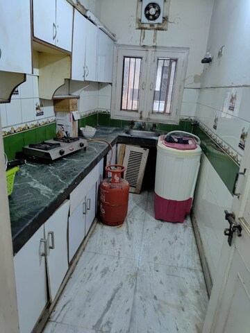 Kitchen in 1.5 BHK Villa at RWA Apartments Sector 41, Sector 41 – for Rent