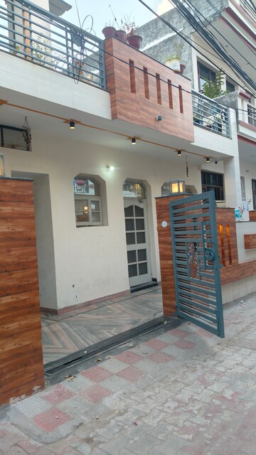 2 BHK Independent House For Sale in Dhakoli Village