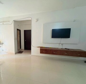 Furnished Amenities in 3 BHK Apartment at Manikonda – for Rent