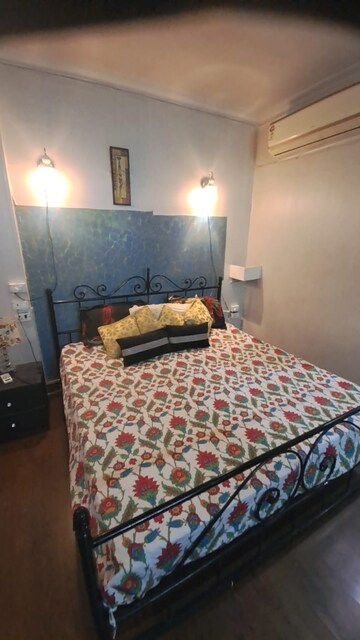 Bedroom in 3 BHK Apartment at Amrapali Silicon City, Sector 76 – for Rent