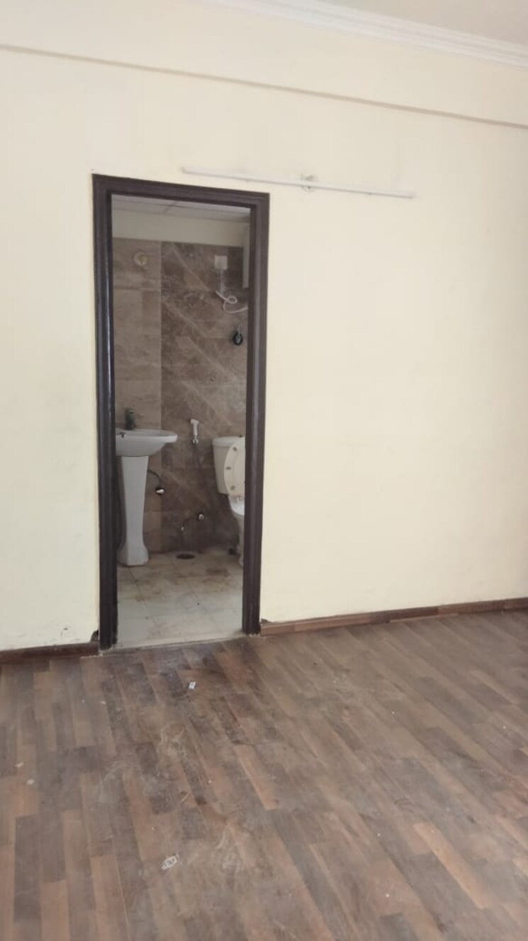 Room, amrapali-silicon-city 3 Bedroom 1420 Sq.Ft. Apartment In Sector 76 Noida 8291745