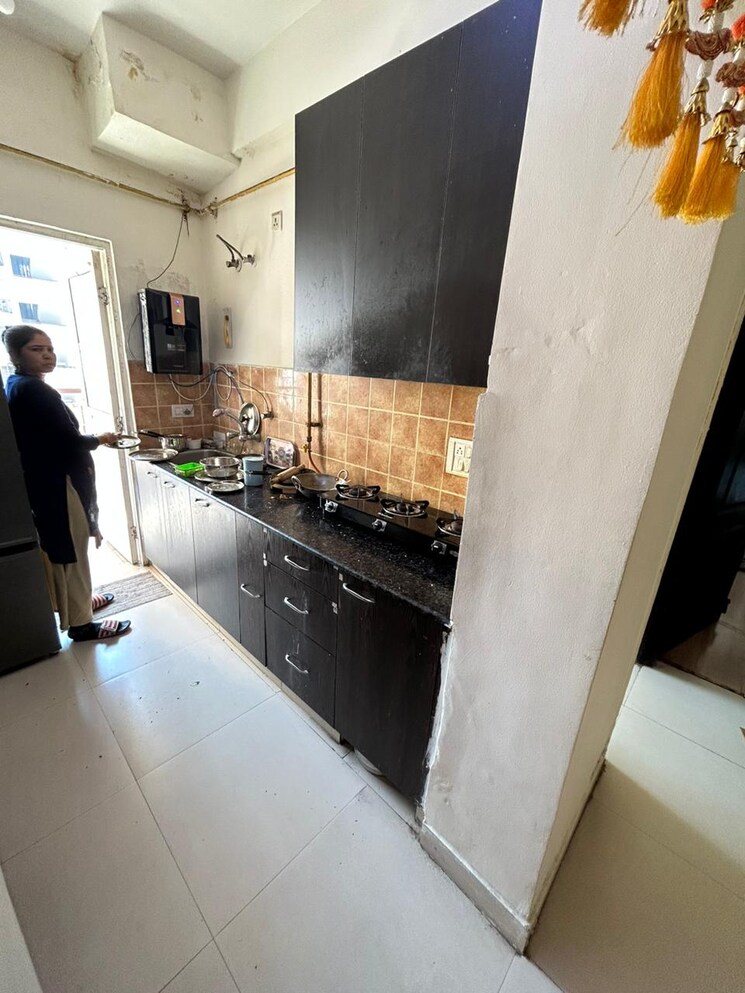 Kitchen, skytech-matrott 2.5 Bedroom 1150 Sq.Ft. Apartment In Sector 76 Noida 8291749