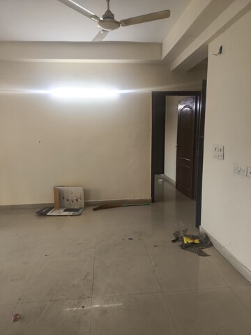 Room in 3 BHK Apartment at Aims Golf Avenue I, Sector 75 – for Rent