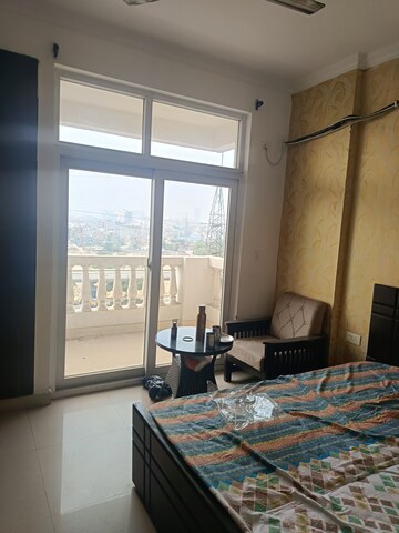 Bedroom in 3 BHK Apartment at Amrapali Silicon City, Sector 76 – for Rent
