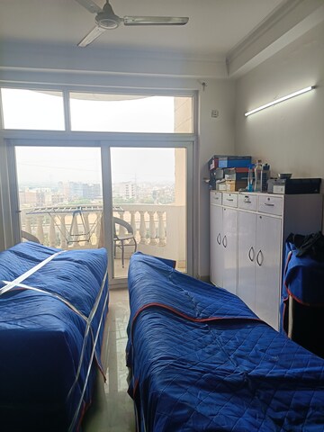 Bedroom in 3 BHK Apartment at Amrapali Silicon City, Sector 76 – for Rent
