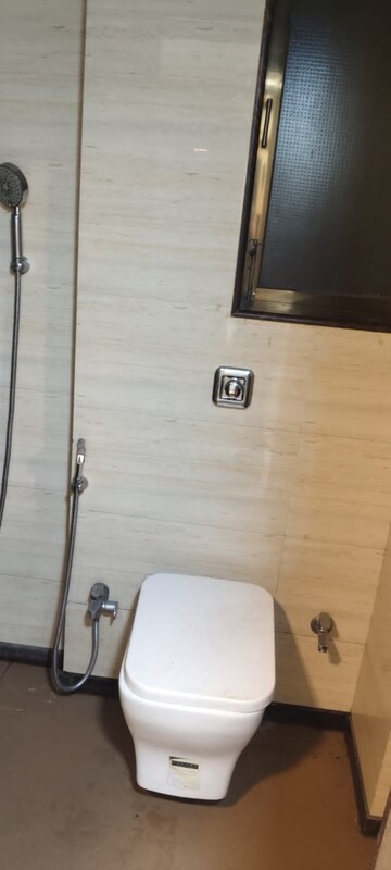Furnished Amenities in 1 RK Apartment at Siddhi Prabha CHS, Prabhadevi – for Rent