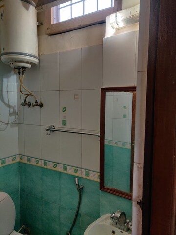 Bathroom in 3 BHK Builder Floor at Unitech South City II, Sector 50 – for Rent