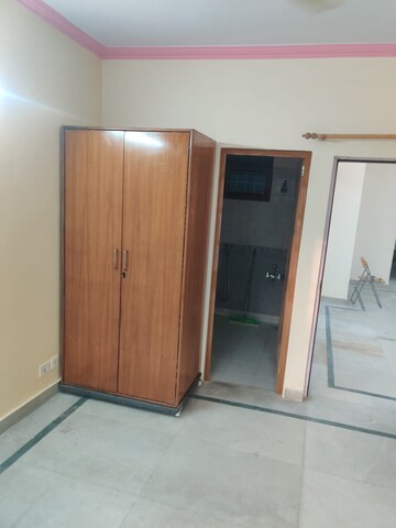 3 BHK Builder Floor For Rent in Unitech South City II, Sector 50