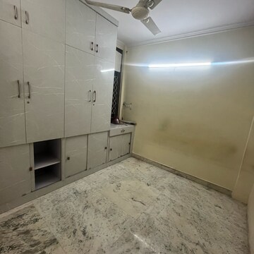 Room in 1 BHK Builder Floor at Khirki Extension – for Rent