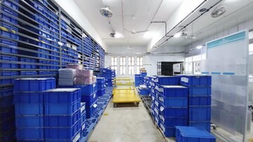Staircase in  Warehouse at Kandivali West – for Rent