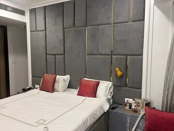 Bedroom in 4 BHK Apartment at Lodha Marquise, Worli – for Rent