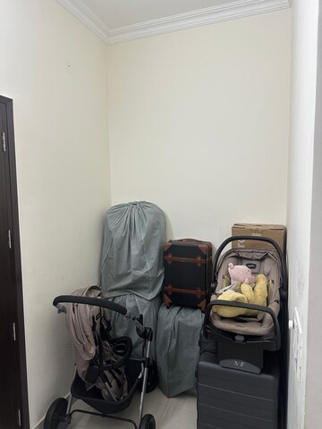 Living Room in 3 BHK Apartment at Vasant Kunj – for Rent
