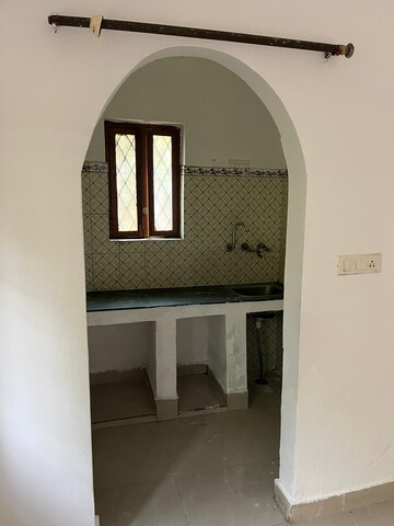 Furnished Amenities in 2 BHK Builder Floor at Sahastradhara Road – for Rent