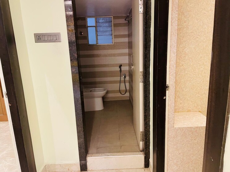 Bathroom, murali nagar 3 Bedroom 1600 Sq.Ft. Apartment In Murali Nagar Vizag 8292038