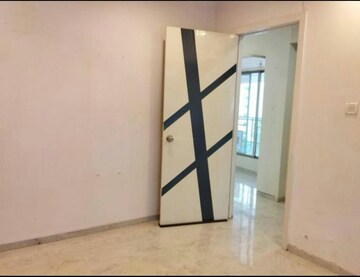 Room in 3 BHK Apartment at Mohini Castle, Khar West – for Rent