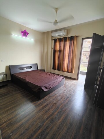 Bedroom in 1 RK Builder Floor at Ansal Sushant Apartments, Sushant Lok I – for Rent