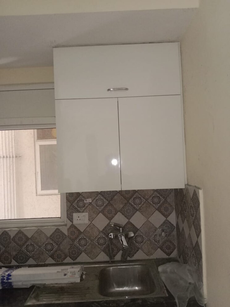 Bathroom, signature-global-park 3 Bedroom 1210 Sq.Ft. Apartment In Sohna Sector 36 Gurgaon 8292132