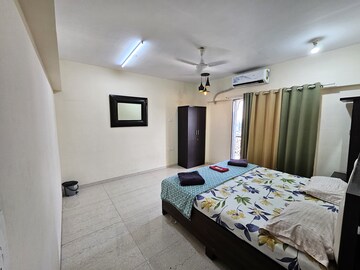 Bedroom in 2 BHK Apartment at Millionaire Heritage, Andheri West – for Rent