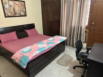 Bedroom in 3 BHK Builder Floor at Unitech South City II, Sector 50 – for Rent