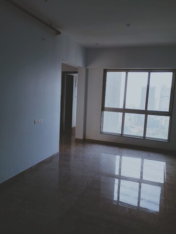 Room in 3 BHK Apartment at Enpar Lotus Residency, Lower Parel – for Rent
