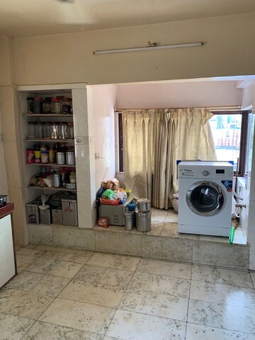  2 BHK Apartment at Sinchan CHS, Andheri West – for Rent