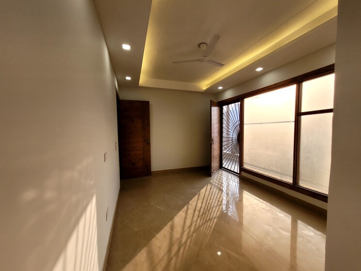 Bedroom, sector 21d 3 Bedroom 250 Sq.Yd. Builder Floor In Sector 21d Faridabad 8292295