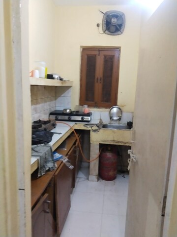Living Room in 2.5 BHK Builder Floor at Sector 56 – for Rent
