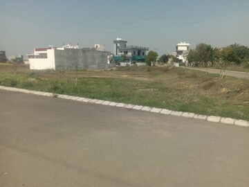  Plot For Sale in Altus Prime, North Mullanpur