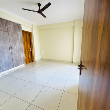 3 BHK Apartment For Rent in Gardenia Golf City, Noida Central