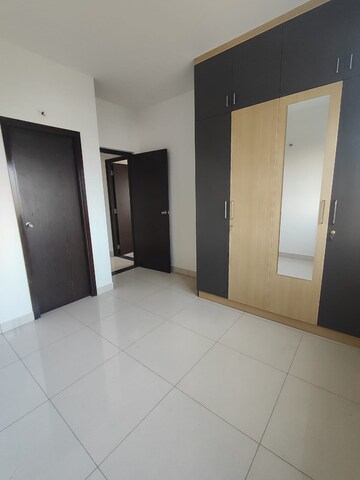 Room in 3 BHK Apartment at Provident Park Square, Kanakapura Road – for Rent