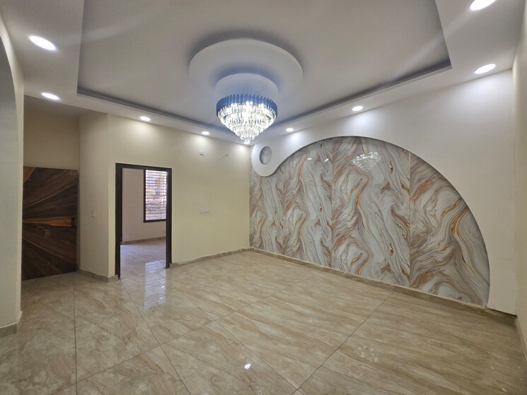 Room, sector 20 3 Bedroom 1560 Sq.Ft. Apartment In Sector 20 Panchkula 8292508