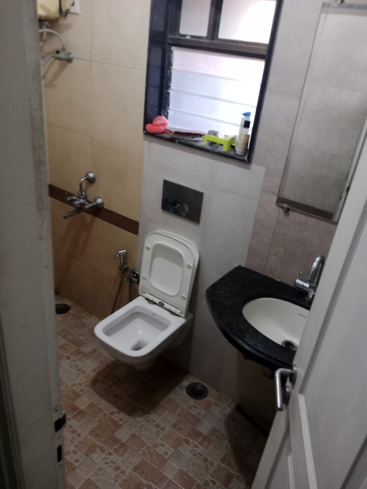 Bathroom, sai-simran-tower 1 Bedroom 650 Sq.Ft. Apartment In Chembur Mumbai 8292596