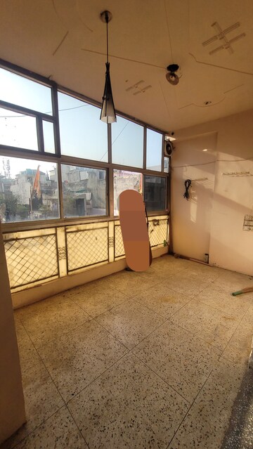 Balcony in 2 BHK Builder Floor at Dilshad Colony – for Sale