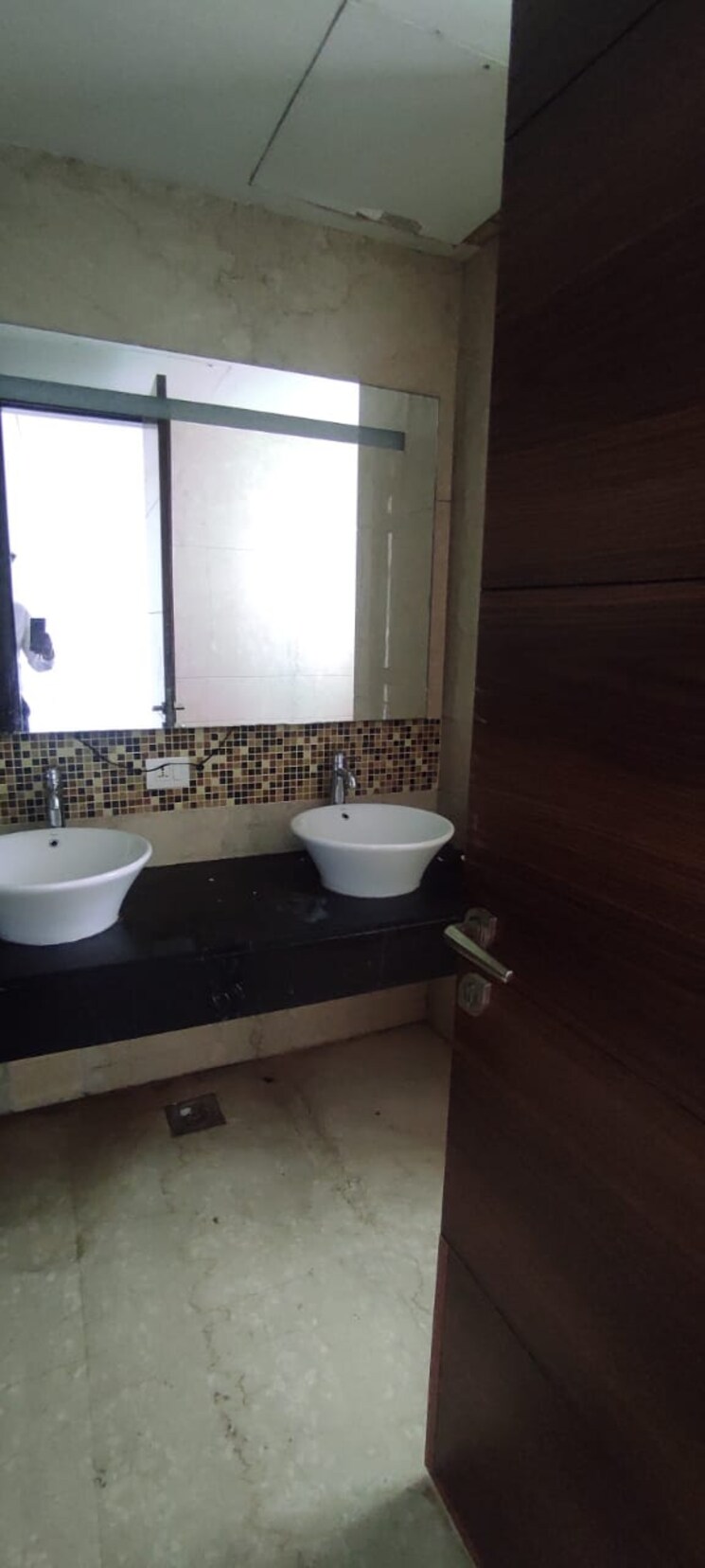 Master Bedroom, m3m-golf-estate 3 Bedroom 2900 Sq.Ft. Apartment In Sector 65 Gurgaon 8292721