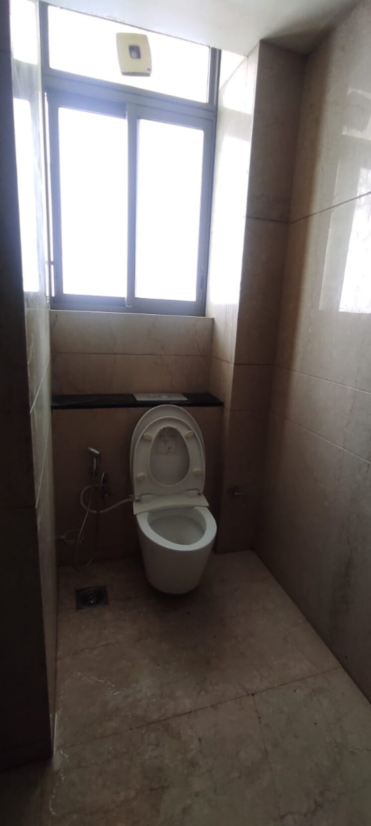 Bathroom, m3m-golf-estate 3 Bedroom 2900 Sq.Ft. Apartment In Sector 65 Gurgaon 8292721