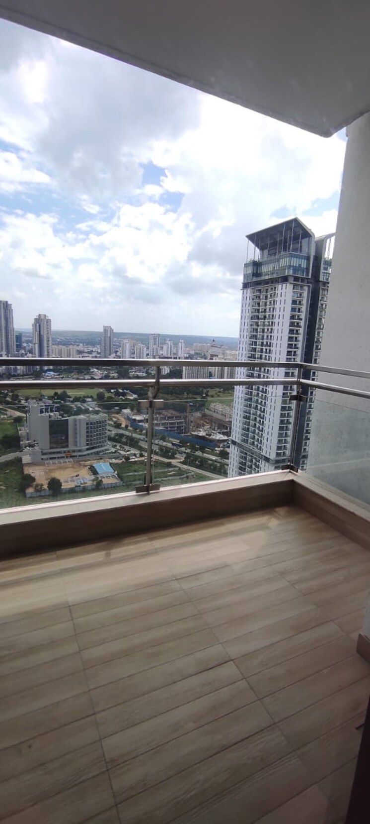 Balcony, m3m-golf-estate 3 Bedroom 2900 Sq.Ft. Apartment In Sector 65 Gurgaon 8292721