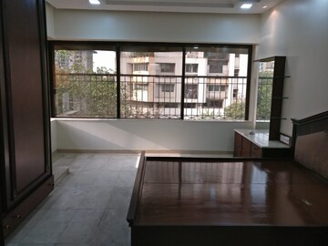 Balcony in 4 BHK Apartment at Madhukunj Apartment Prabhadevi, Prabhadevi – for Rent