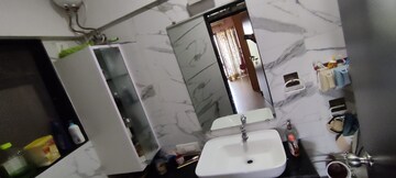 Master Bedroom in 3 BHK Apartment at Hubtown Hillcrest, Andheri East – for Rent
