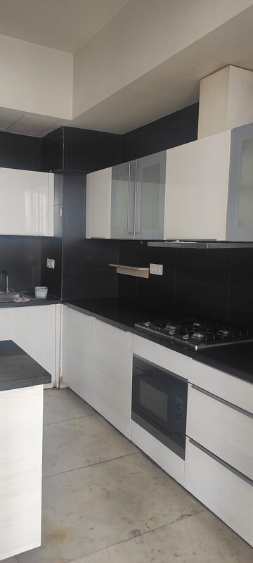 Kitchen in 3 BHK Apartment at M3M Golf Estate, Sector 65 – for Rent