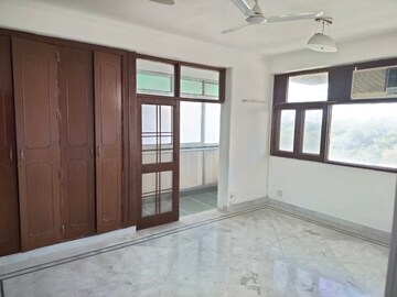 Room in 3 BHK Apartment at Sector 19, Dwarka – for Rent