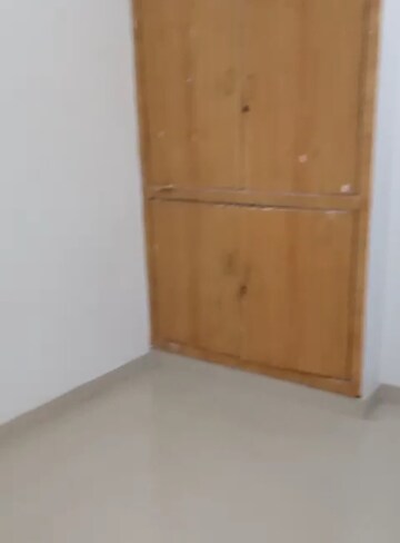Furnished Amenities in 2 BHK Independent House at Aliganj – for Rent
