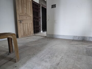 Room in 2 BHK Apartment at Agarpara – for Sale