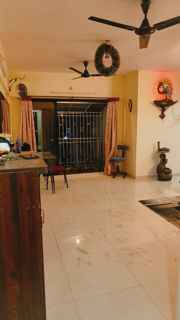 Building Lobby in 2.5 BHK Apartment at Arihant City Phase 2, Bhadwad Gaon – for Sale