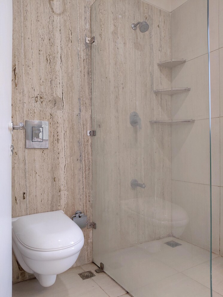Bathroom, ireo-victory-valley 3 Bedroom 2385 Sq.Ft. Apartment In Sector 67 Gurgaon 8292790